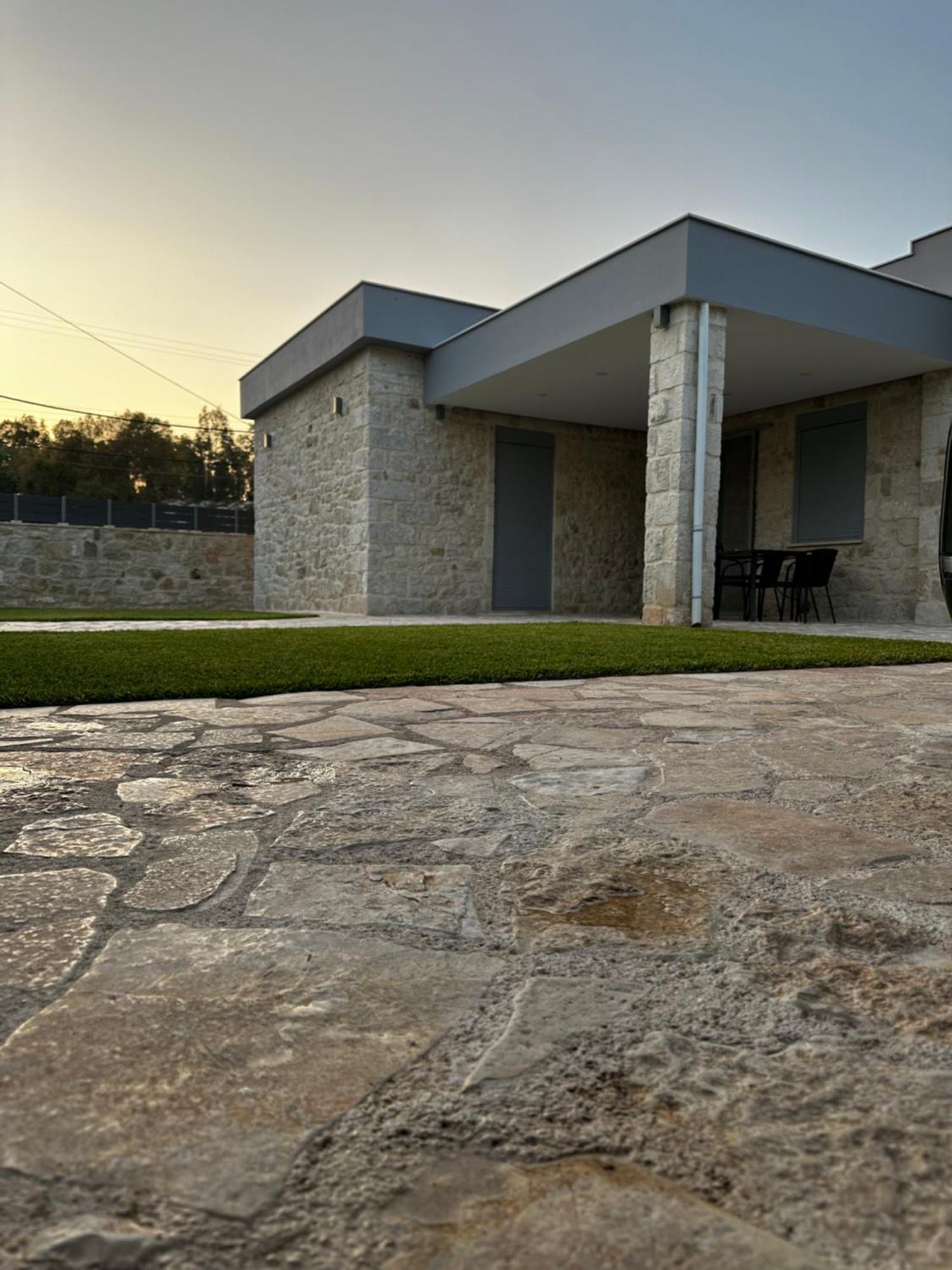 Ag.Stone.Home Isthmia Exterior foto
